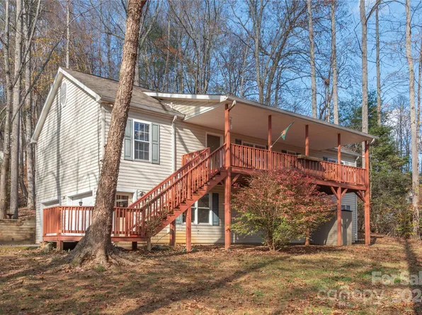 104 McElrath Rd, Arden, NC 28704