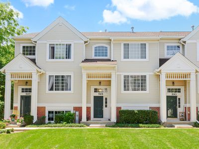 595 Cary Woods Cir, Cary, IL, 60013
