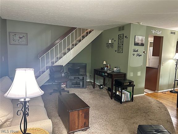 4th image of 1651 Mentor Ave APT 3406