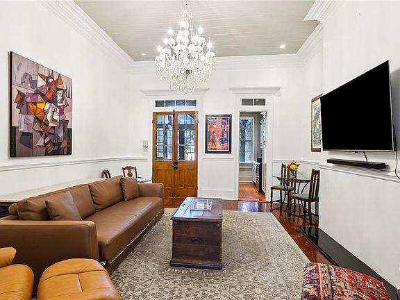 5th image of 533 Saint Philip St #2