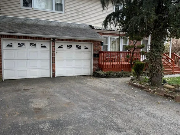 1543 Sweetman Avenue, Elmont, NY 11003