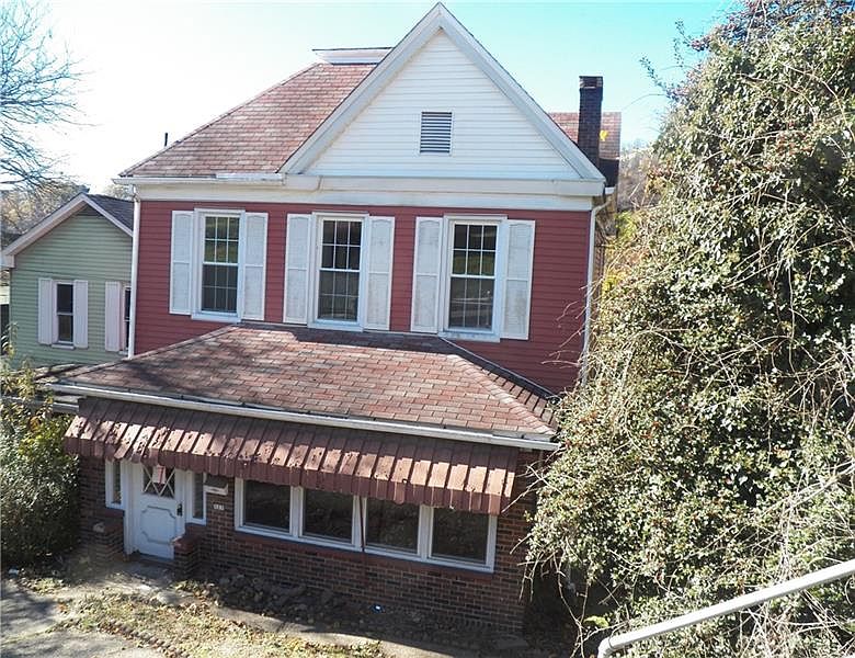 1st image of 327 3rd St