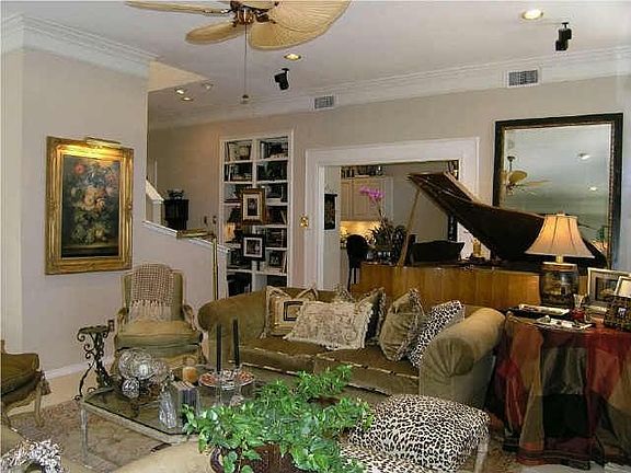 5th image of 2003 N Saint Andrews Ct
