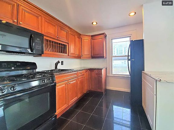 3rd image of 326 Beach 46 St #2