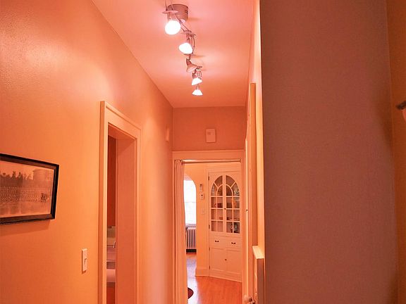 5th image of 1771 Princeton Ave #2