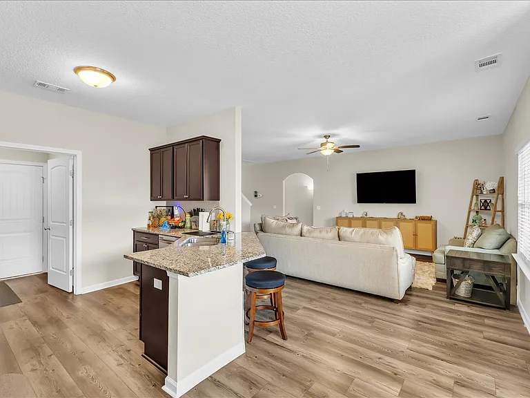 36 Herty Ln — Photo 23