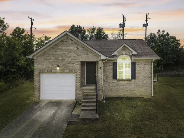 122 Fox Harbor Dr, Danville, KY 40422