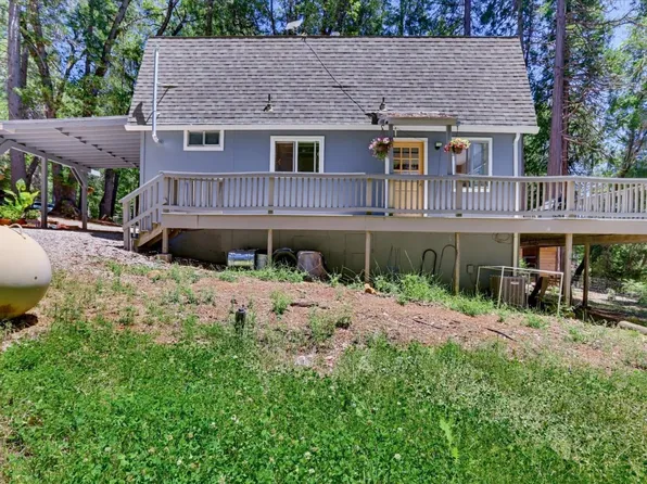 12002 Snowbourne Dr, Nevada City, CA 95959