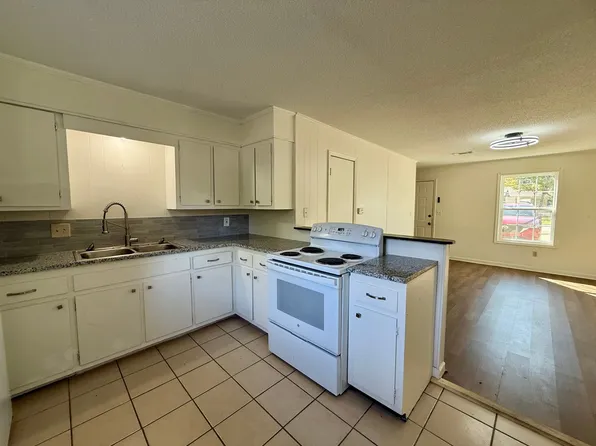 1403 Kimberly Dr, 1403 Kimberly Dr #5, Paragould, AR 72450