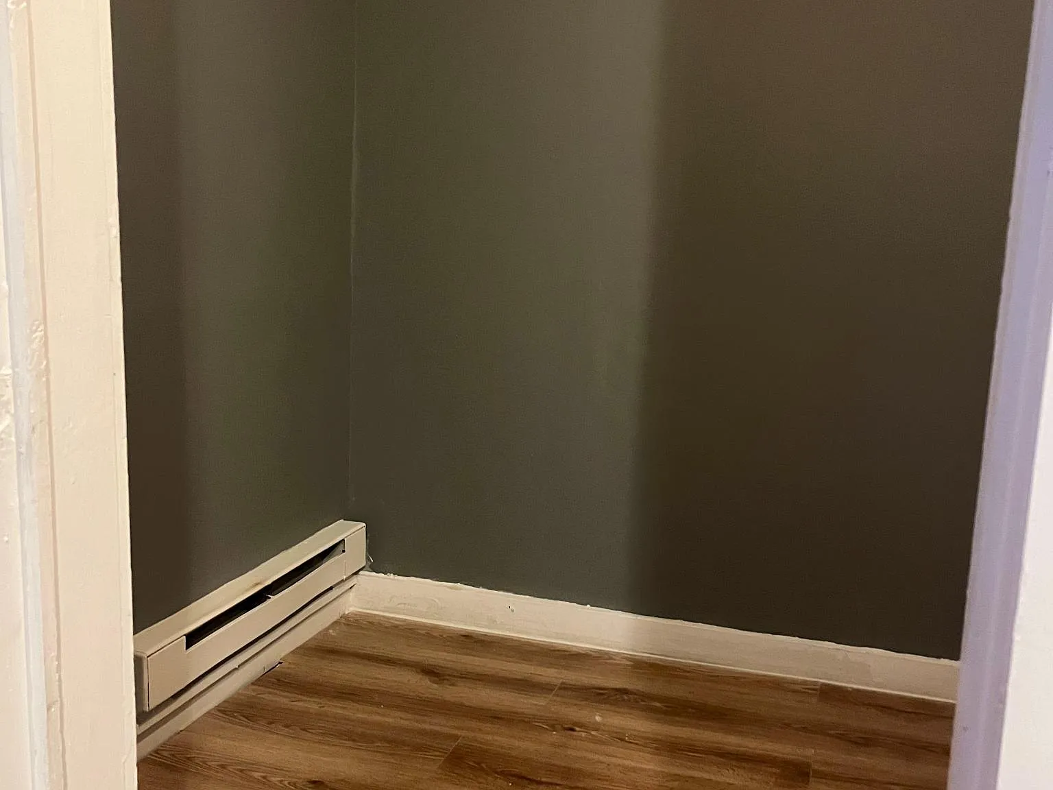 64 Boswell Ave — Photo 1