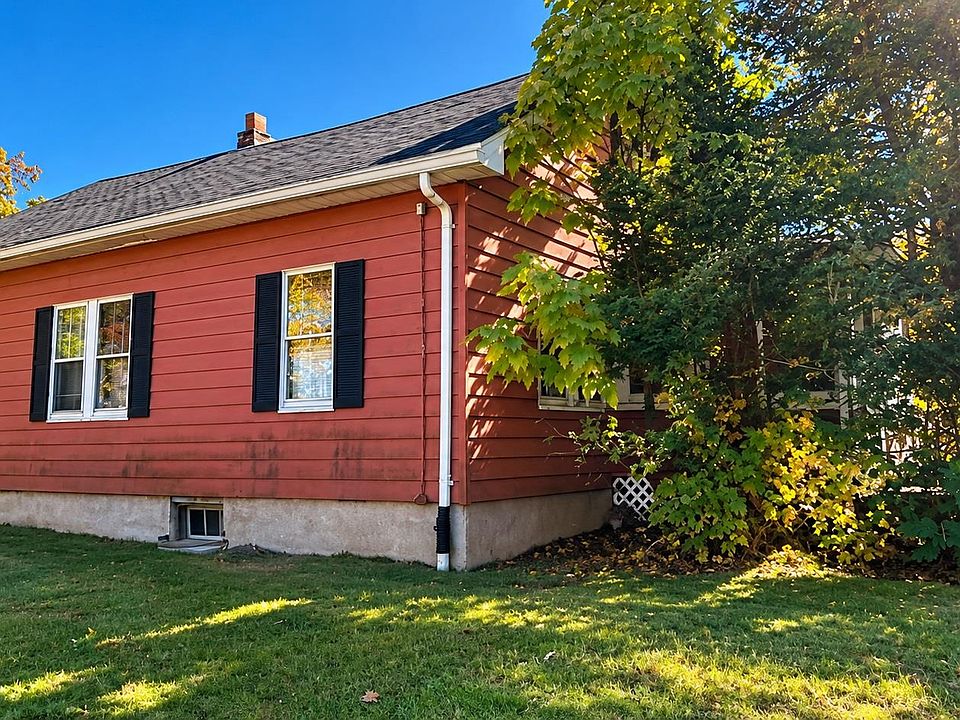 2nd image of 1174 Union Avenue