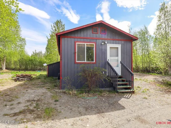 15730 W Hess Ln, Wasilla, AK 99623