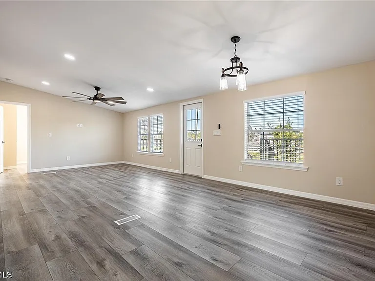 17700 Pronghorn St — Photo 9