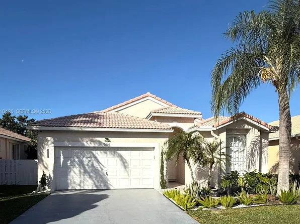 10809 Madison Dr, Boynton Beach, FL 33437