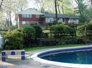 331 Paxon Hollow Rd, Media, PA 19063