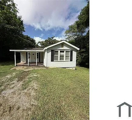 3 bed, 1190 sqft, $1,200 — Photo 2