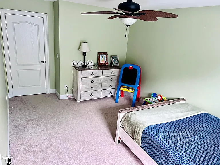 1073 Gold Rock Ln — Photo 24