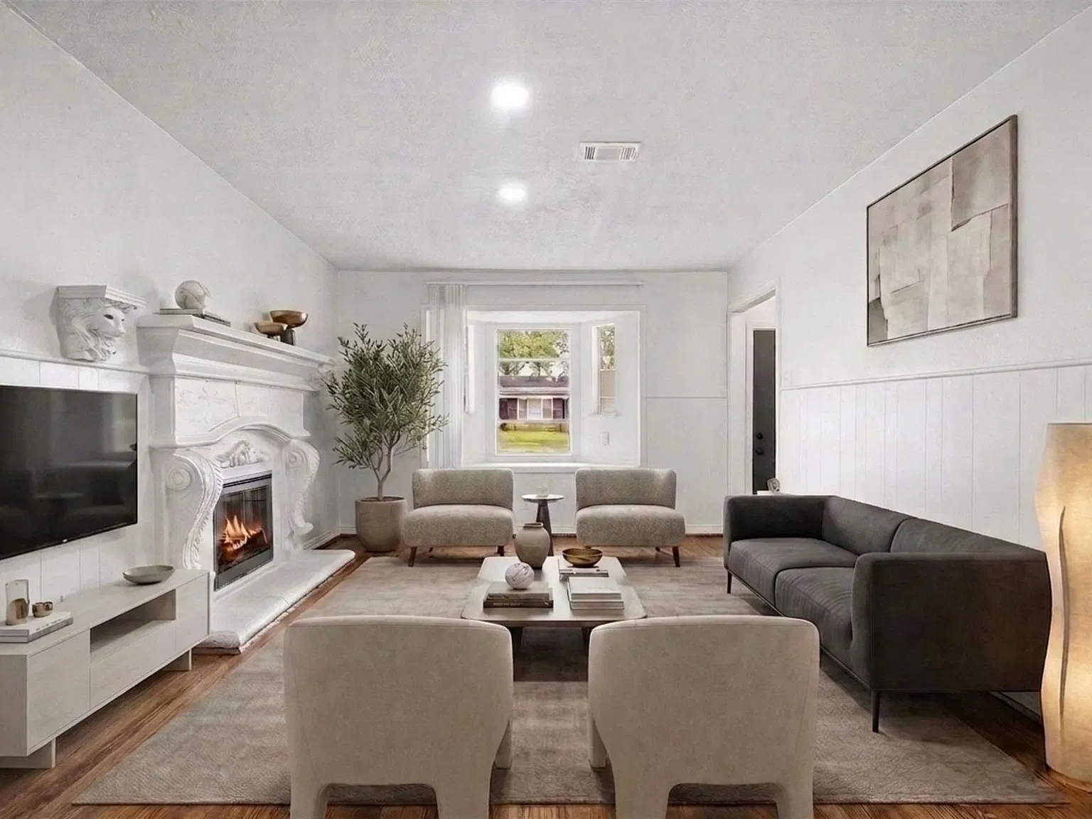 3 bed, 1.5 bath, 990 sqft, $1,700 — Photo 2