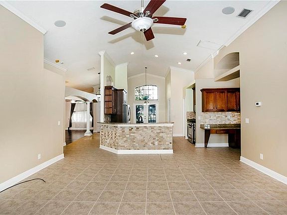 5th image of 16512 Bridgewalk Dr
