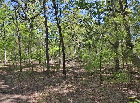 2nd image of 7031 Oak Holw
