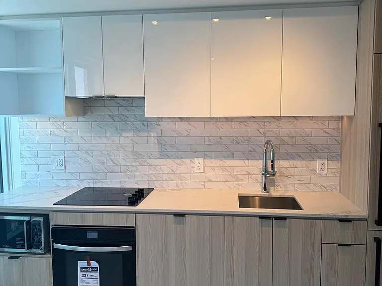 252 Church St #5307 — Photo 15