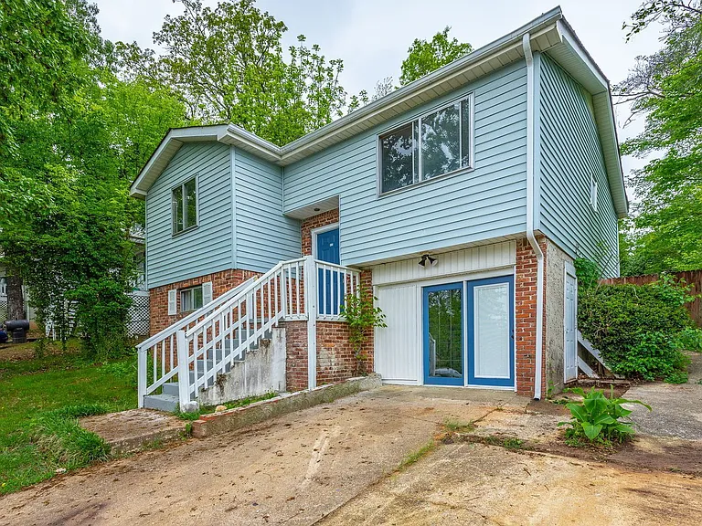 833 Sylvan Dr — Photo 31
