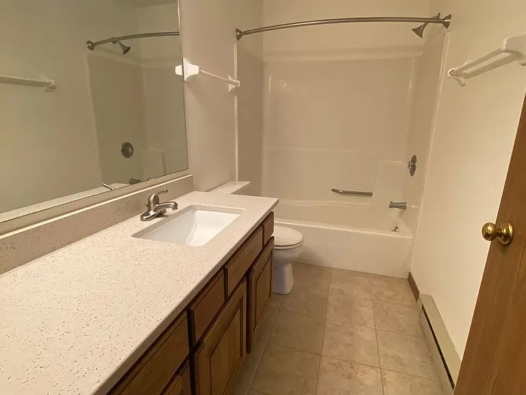 High Point Commons Apartments — Photo 139