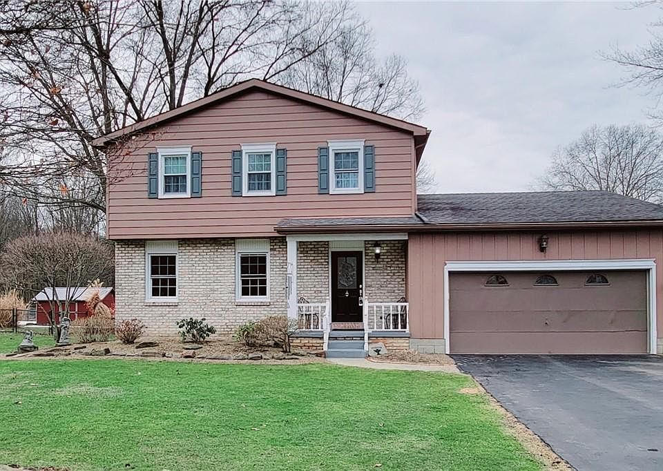 1st image of 641 Squirrel Hill Dr