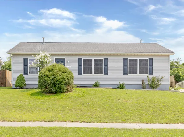 1222 Gage Ct, Joliet, IL 60432