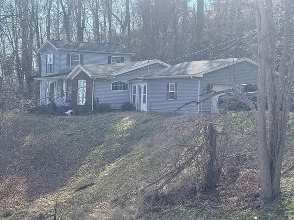 10509 Radio Park Rd, Catlettsburg, KY 41129