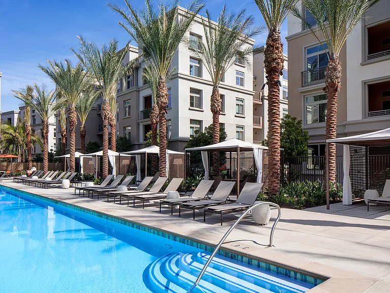 Centerpointe at Irvine Spectrum — Photo 10