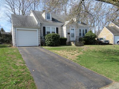 102 West Helen Street, Hamden, CT, 06514