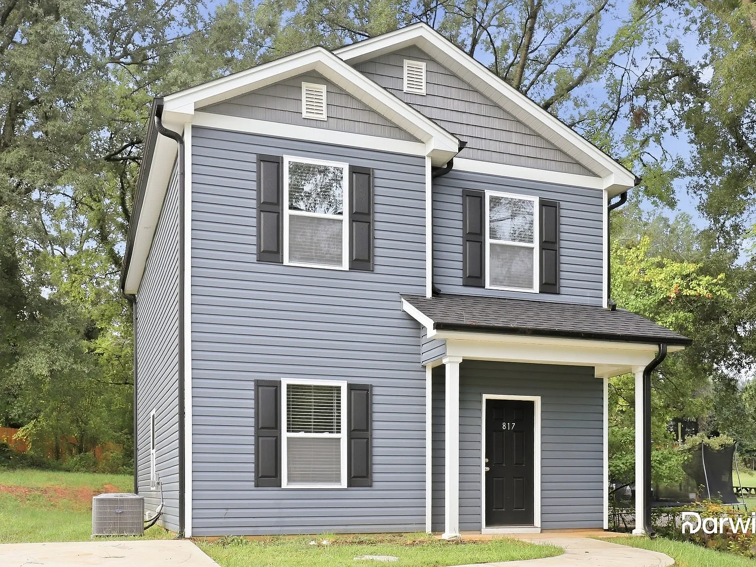 3 bed, 2.5 bath, 1420 sqft, $1,715 — Photo 2