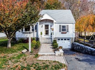23 Worth St, Melrose, MA 02176
