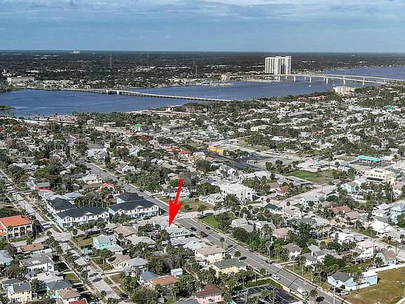 3rd image of 500 Goodall Ave
