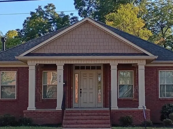 219 Waterloo St, Lawrenceburg, TN 38464