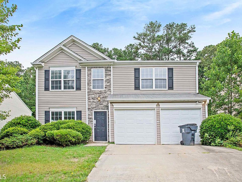 2nd image of 3011 Sable Run Rd