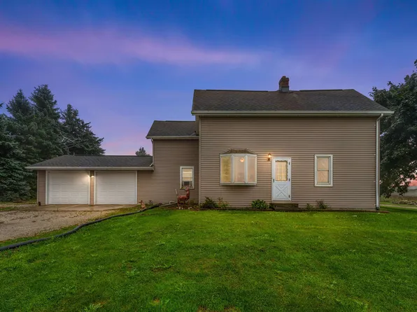 W 4841 W Jefferson Rd, Chilton, WI 53014