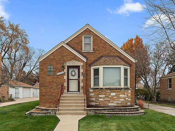 2nd image of 2253 S 15th Ave