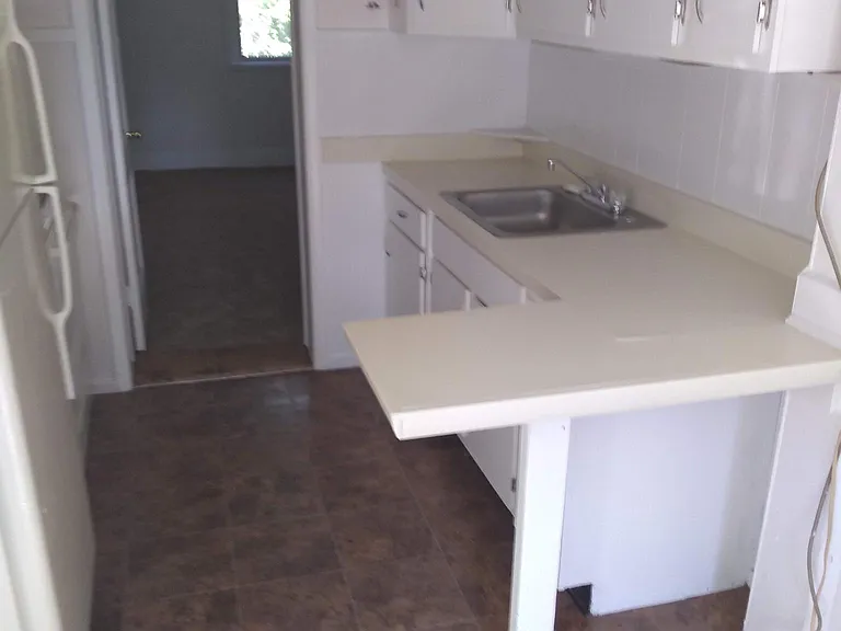 21 Coachmans Rd #4 — Photo 1