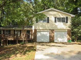 894 Hickory Ridge Rd SW, Lilburn, GA 30047