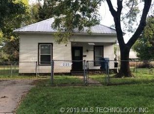 225 W Chickasaw Ave, McAlester, OK 74501