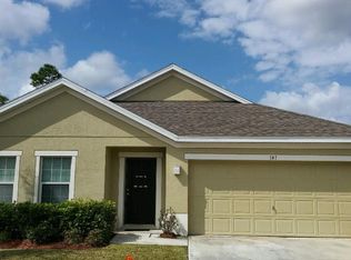 141 Briarcliff Cir, Sebastian, FL 32958