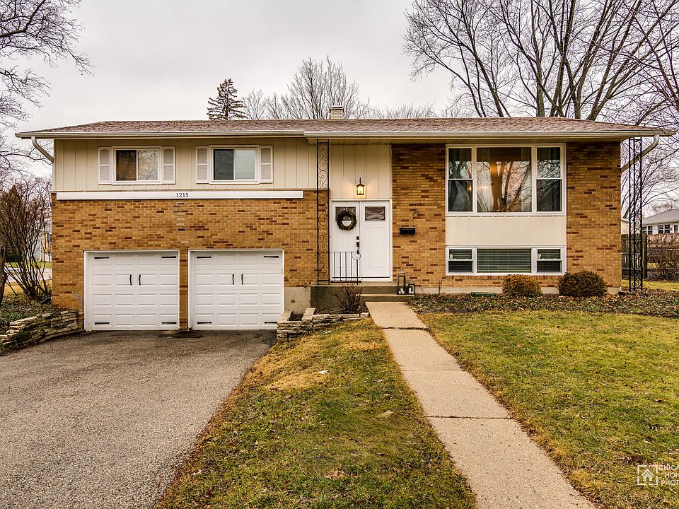 1st image of 1215 E Sayles Dr