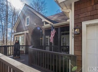 153 Black Oak Dr, Sapphire, NC 28774