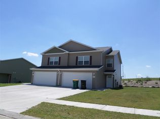 817 Bremner Ave, Bismarck, ND 58503