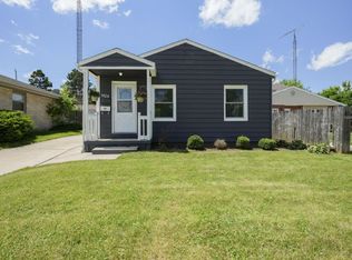 1424 Oregon St, Racine, WI 53405