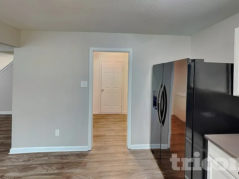 1362 Cadre Cir — Photo 5