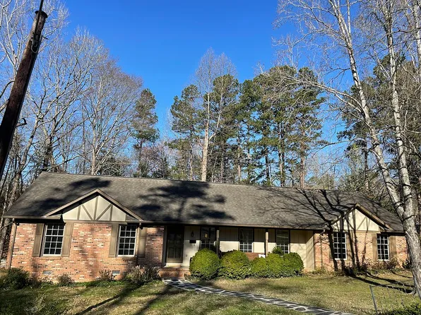 103 Duncan Ct, South Boston, VA 24592