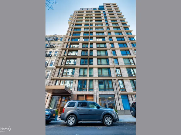 200 East 21st Street image 32 of 48